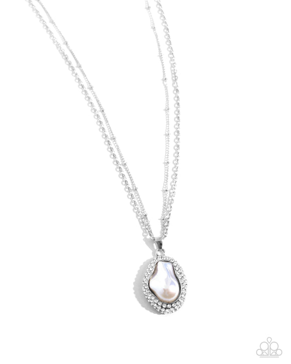 Paparazzi Jewelry Beachy Baroness - White Necklace - Pure Elegance by Kym