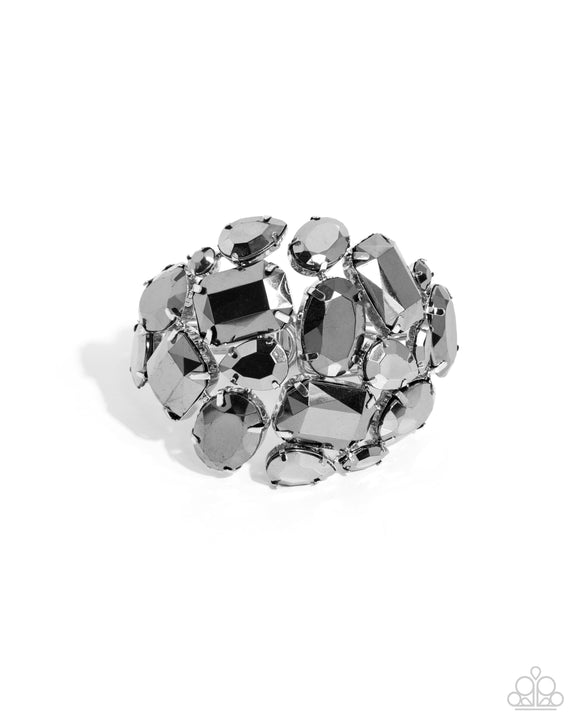 Paparazzi Jewelry Chic Coronation - Silver Bracelet
