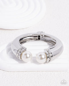 Paparazzi Jewelry Breathtaking Balance - White Bracelet - Pure Elegance by Kym