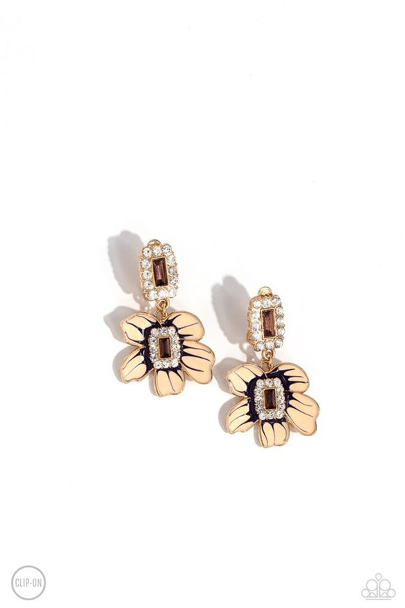 Paparazzi Jewelry Colorful Clippings - Gold Clip-On Earrings - Pure Elegance by Kym