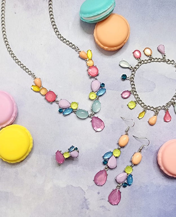 Paparazzi Jewelry Fashion Fix May 2023 - Glimpses of Malibu - Complete Trend Blend - Pure Elegance by Kym