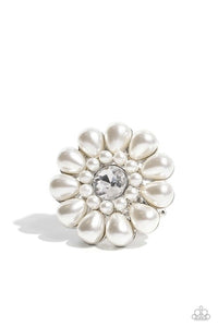 Paparazzi Jewelry PEARL Talk - White Ring - Pure Elegance by Kym