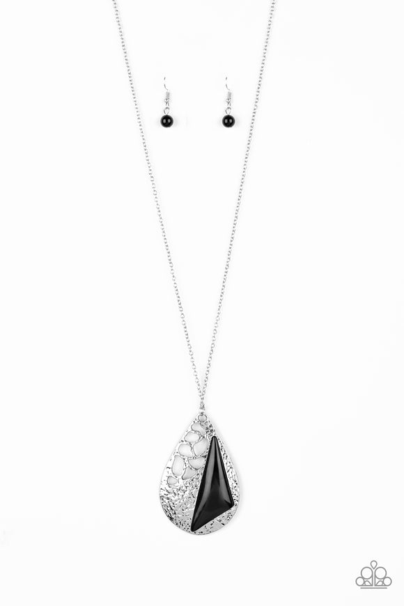 Paparazzi Accessories Impressive Edge Black Necklace - Pure Elegance by Kym