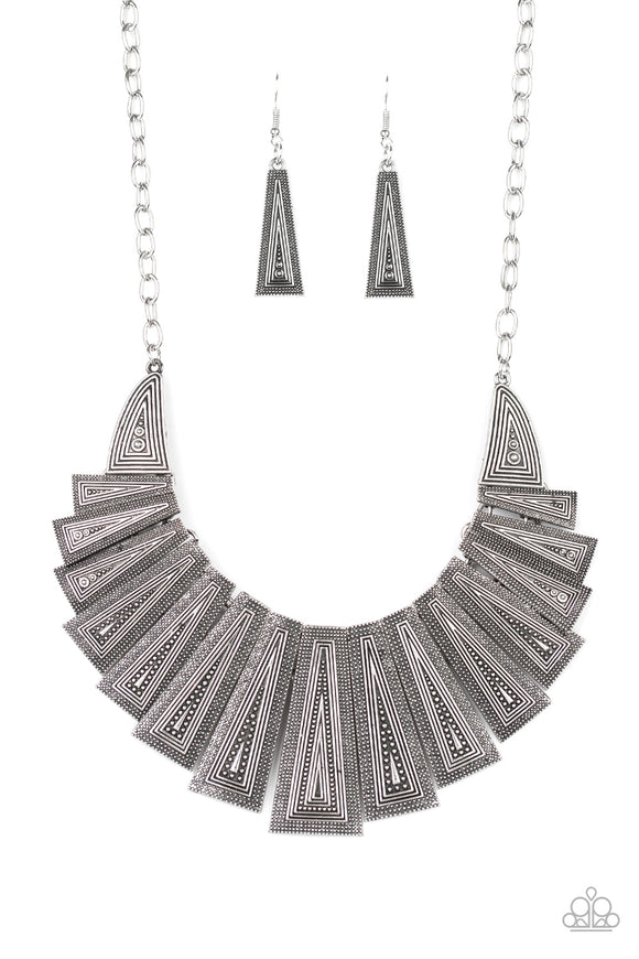 Paparazzi Accessories Metro Mane Silver Necklace - Pure Elegance by Kym