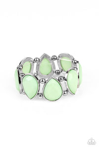 Paparazzi Jewelry Flamboyant Tease - Green Bracelet - Pure Elegance by Kym