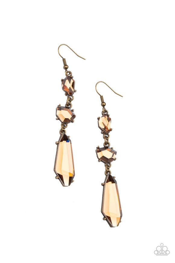 Paparazzi Jewelry Sophisticated Smolder - Brass Earring - Pure Elegance by Kym