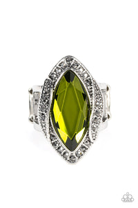 Paparazzi Jewelry Let Me Take a REIGN Check - Green Ring - Pure Elegance by Kym